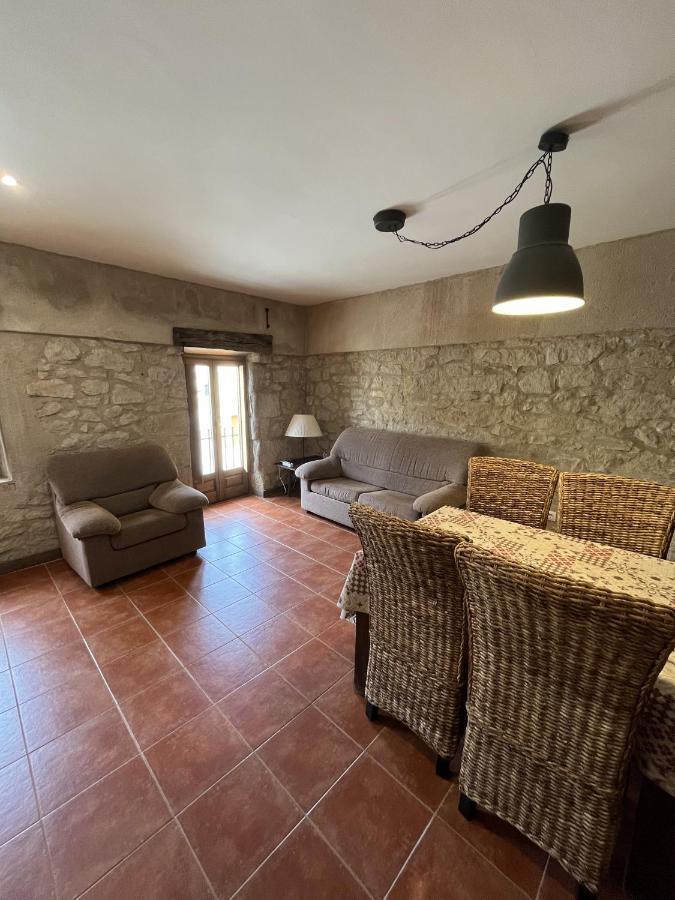 El Manzano Apartment Torre del Compte Luaran gambar